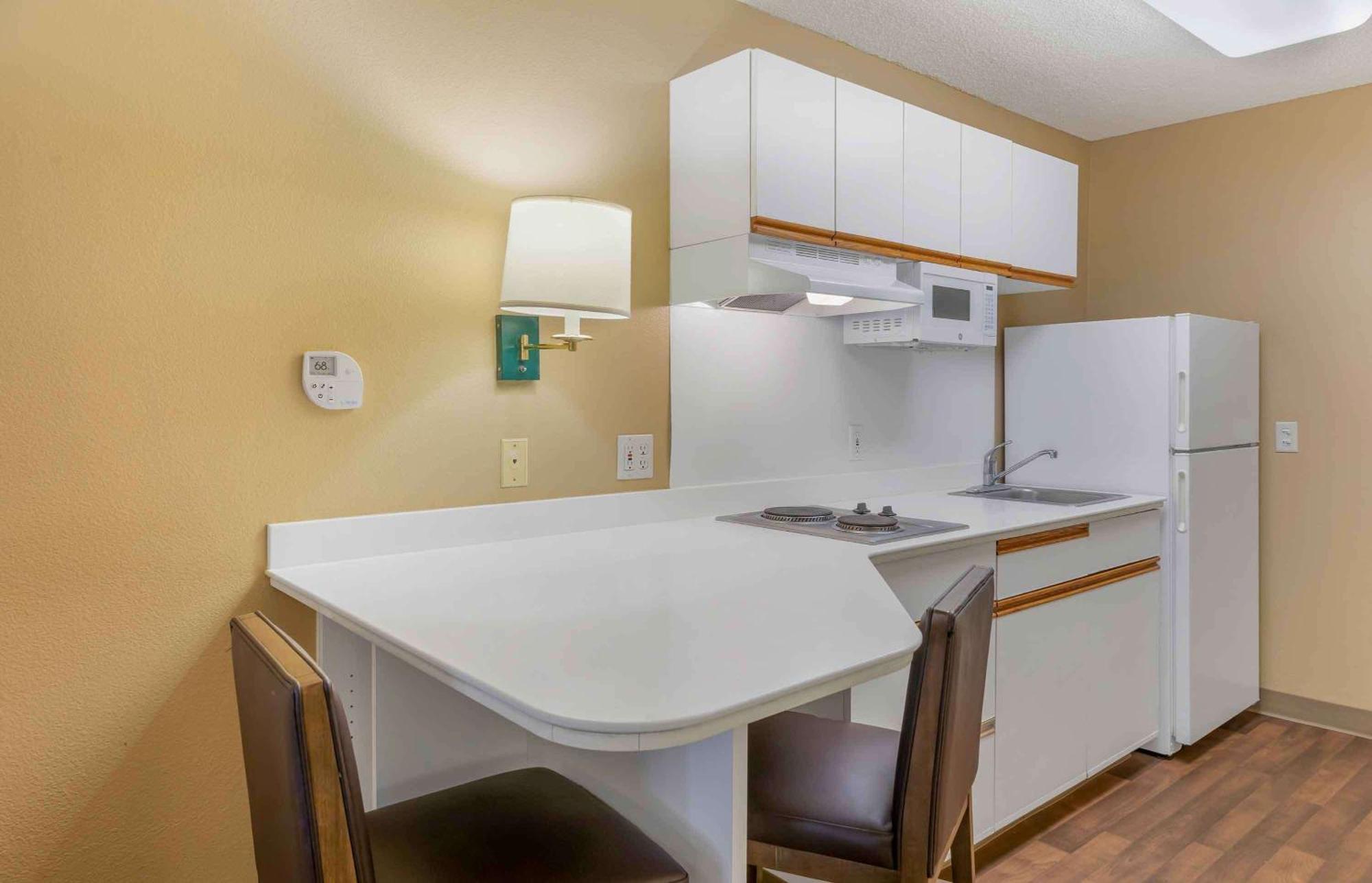 Auburn Hills Extended Stay Inn Экстерьер фото