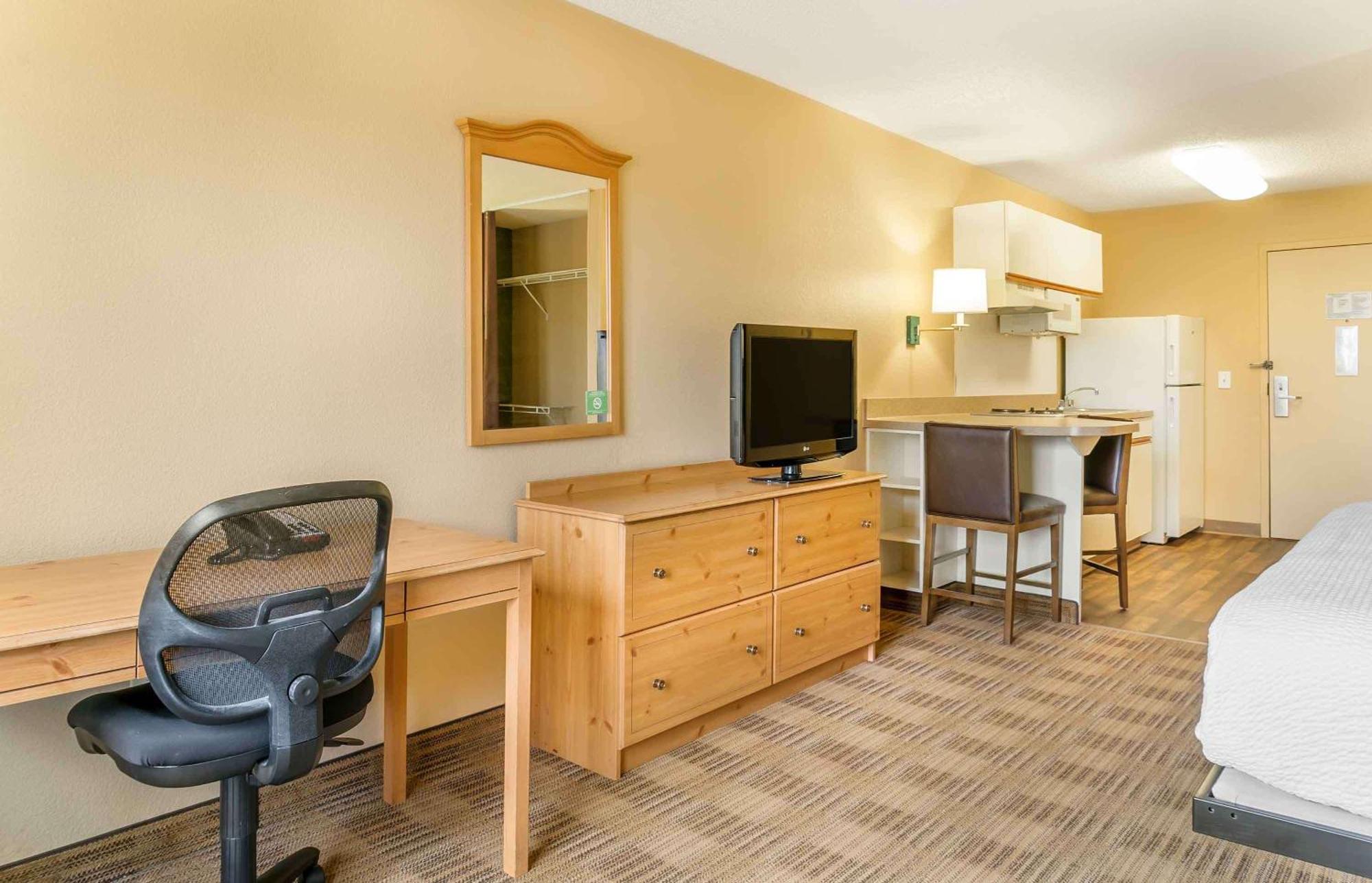 Auburn Hills Extended Stay Inn Экстерьер фото