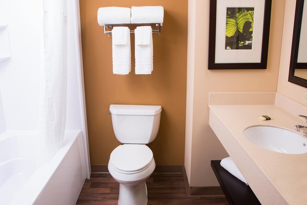 Auburn Hills Extended Stay Inn Экстерьер фото